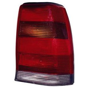Задний фонарь внешний правый (седан) Opel Omega A