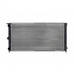 Радиатор охлаждения Volkswagen Passat B2