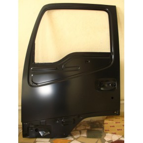 Дверь левая Isuzu Giga