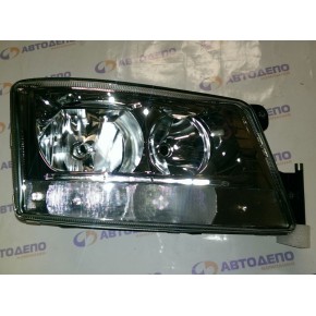Фара правая со стояночным огнем (h7*2+py21w+h21w+led под корректор с ходовым огнем) MAN TGX