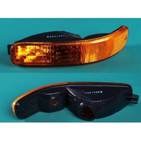 Поворотник в бампер левый Jeep Liberty