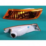 Поворотник в бампер левый Jeep Liberty