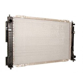 Радиатор охлаждения двигателя 2,3 Ford Escape USA