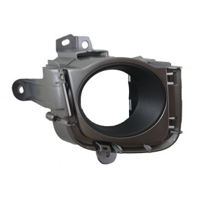 Рамка птф в передний бампер правая Toyota Prius