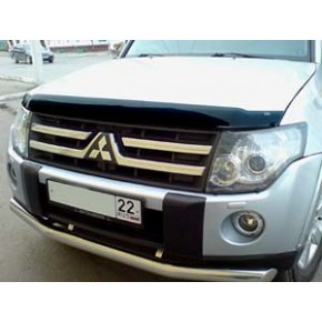 Дефлектор капота Mitsubishi Pajero (Митсубиши Паджеро) IV (2007-) (темный)