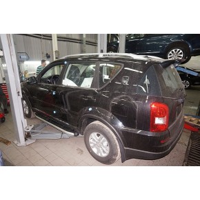 Пороги алюминиевые (Alyans) Ssang Yong Rexton (Ссанг Йонг Рекстон) (2012-) (только для 4WD)