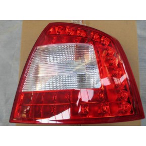 Задний фонарь внешний правый с led (светодиоды) Skoda Octavia - 2 поколение