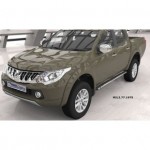 Пороги алюминиевые (Emerald Black) Mitsubishi L200 (2006-2013 / 2014- / 2015-)/ Fiat Fullback (2016-)