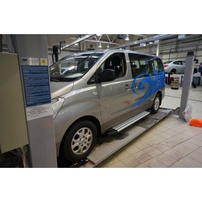 Пороги алюминиевые (Brillant) Hyundai H1 (2007-) (серебр)