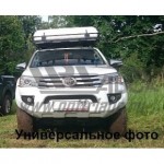Окантовка противотуманной фары Toyota Hilux 2015- АВС-Дизайн, из 2 частей (белый)