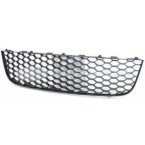 Решетка переднего бампера Volkswagen Golf 5